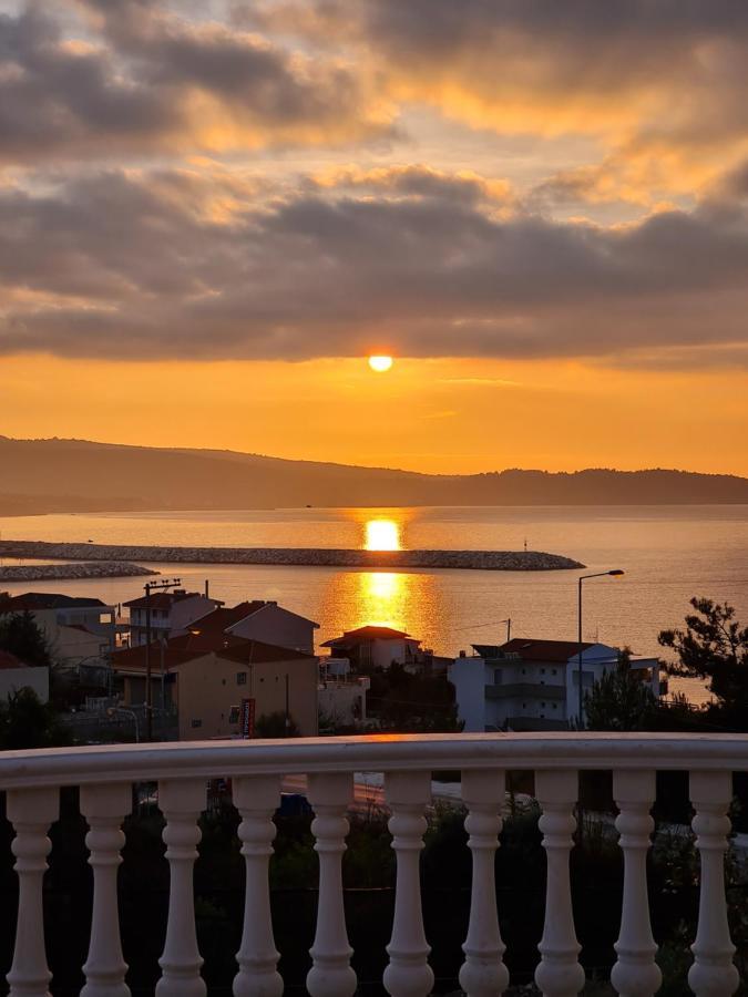 Angels View Luxury Family Apartments Лименария Екстериор снимка