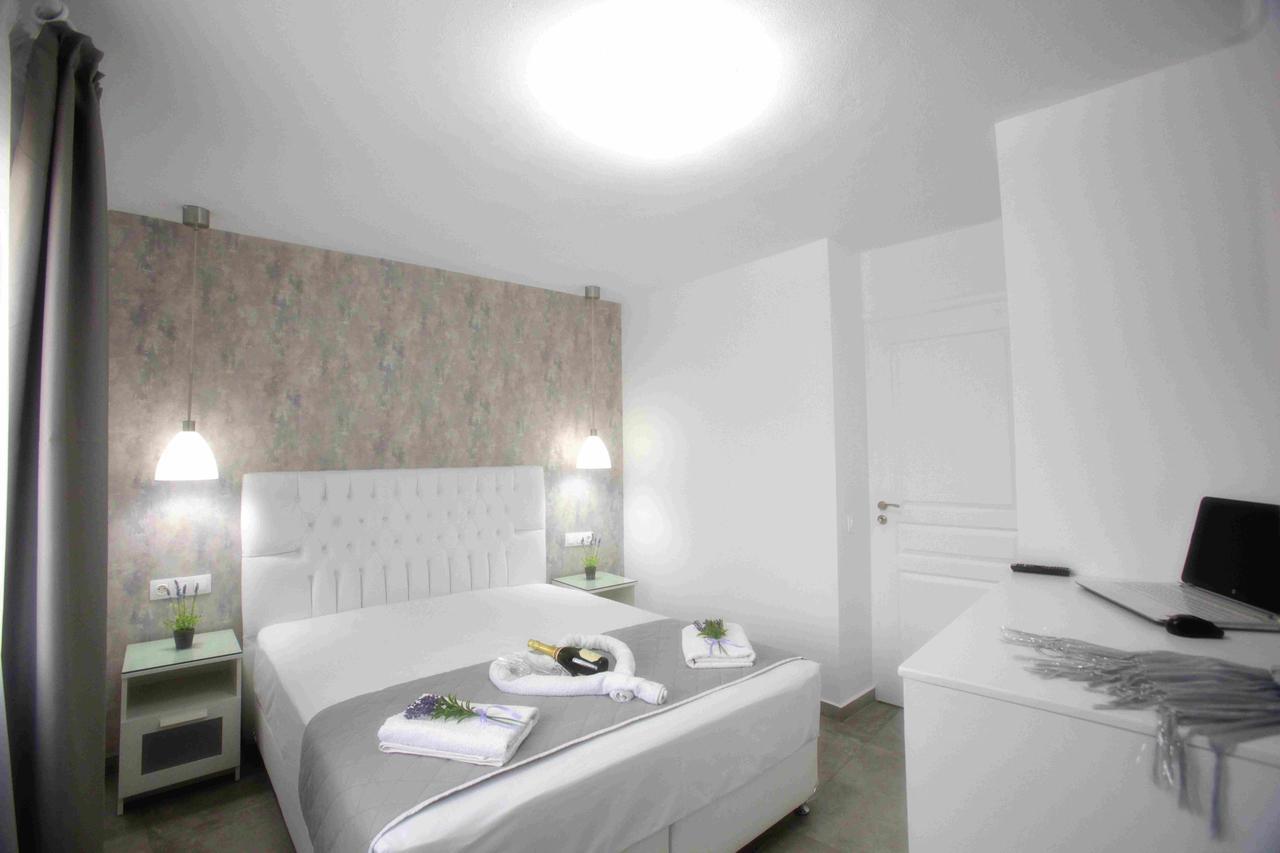 Angels View Luxury Family Apartments Лименария Екстериор снимка